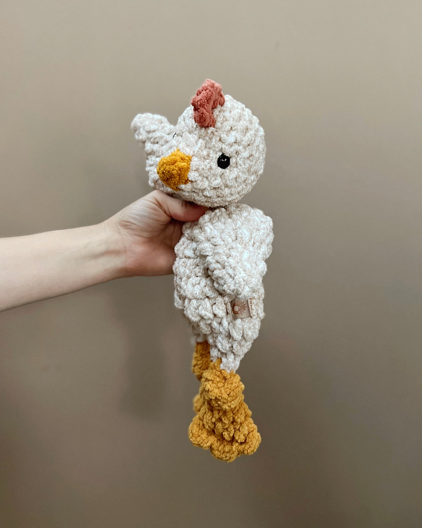 Mini Chickie ⋒ Tan Speckle