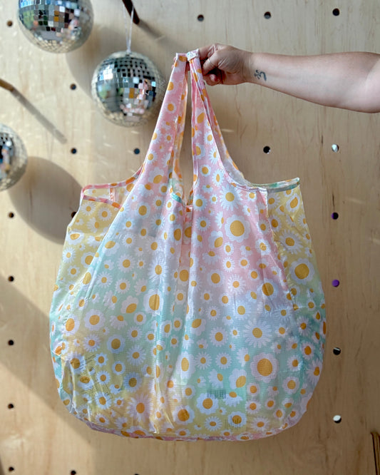 Large Foldable Maker Tote — Daisy