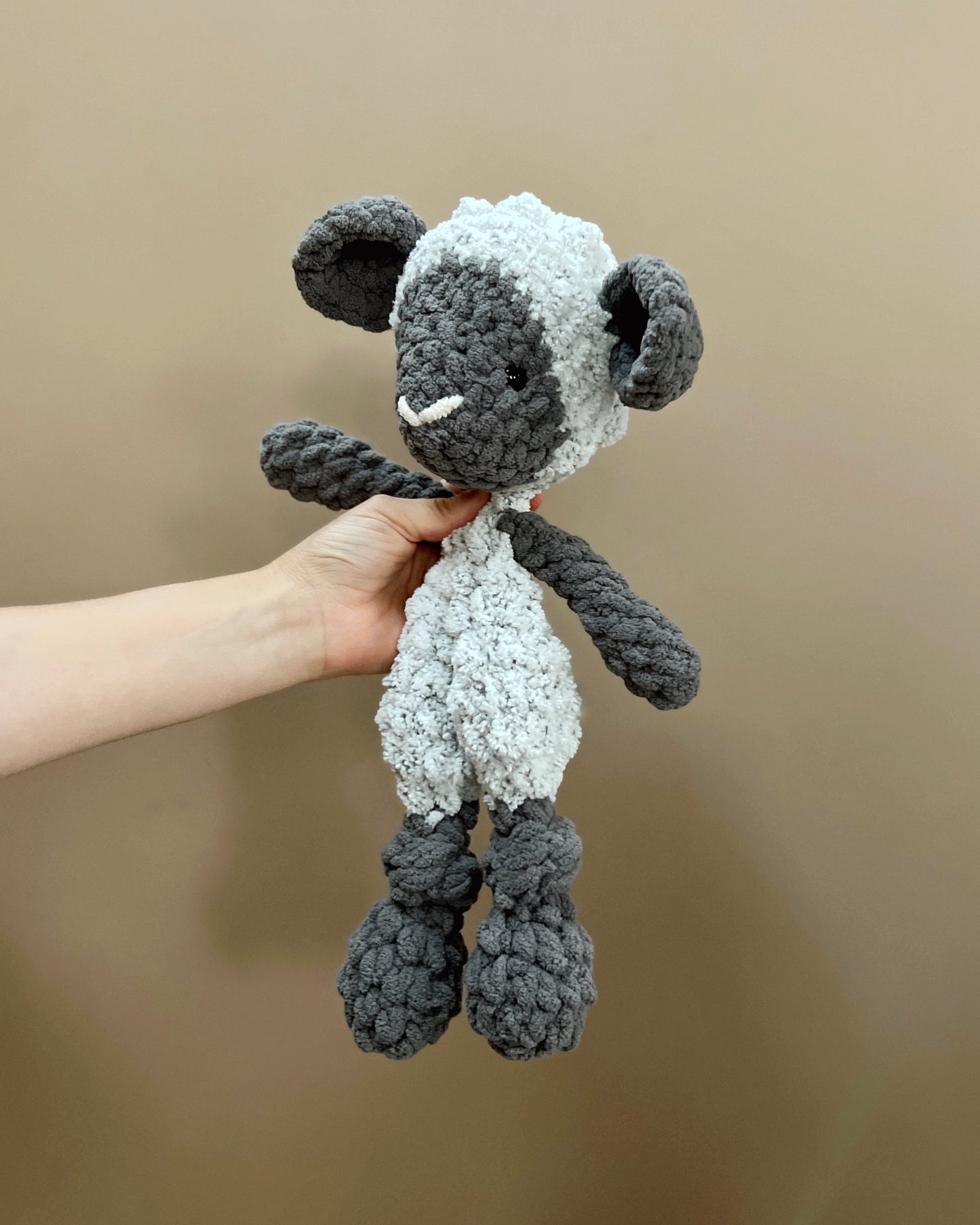 Mini Lettie Lamb ⋒ Frosted Gray